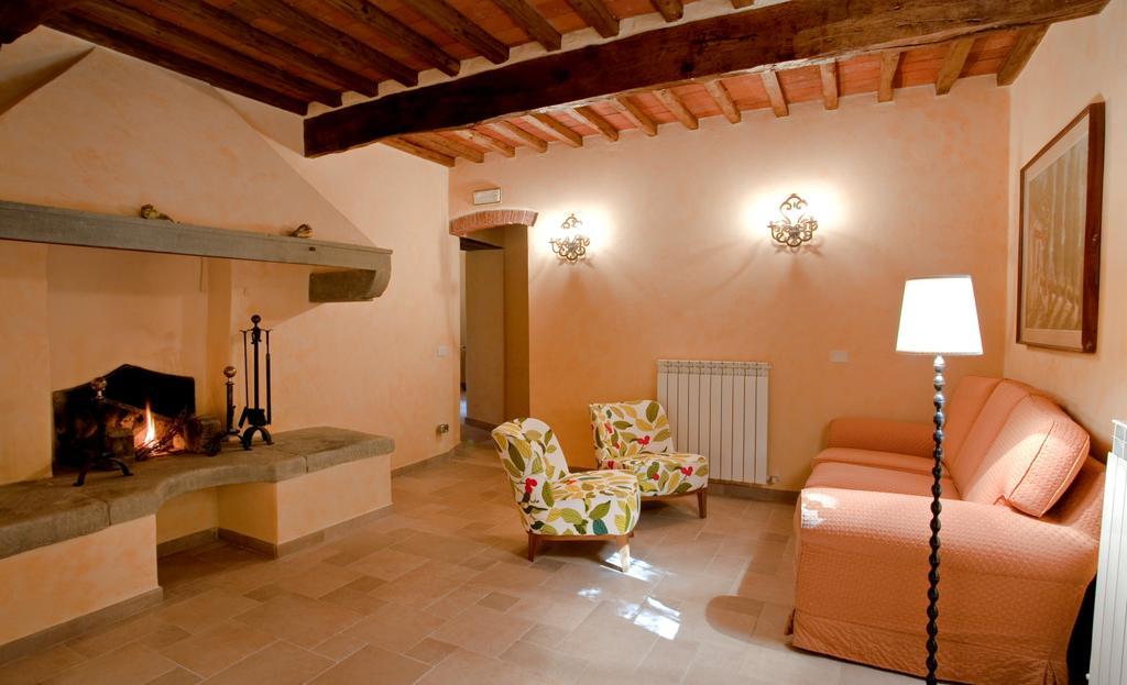 ラッダ・イン・キアンティ Fattoria Poggerino Bed & Breakfast エクステリア 写真