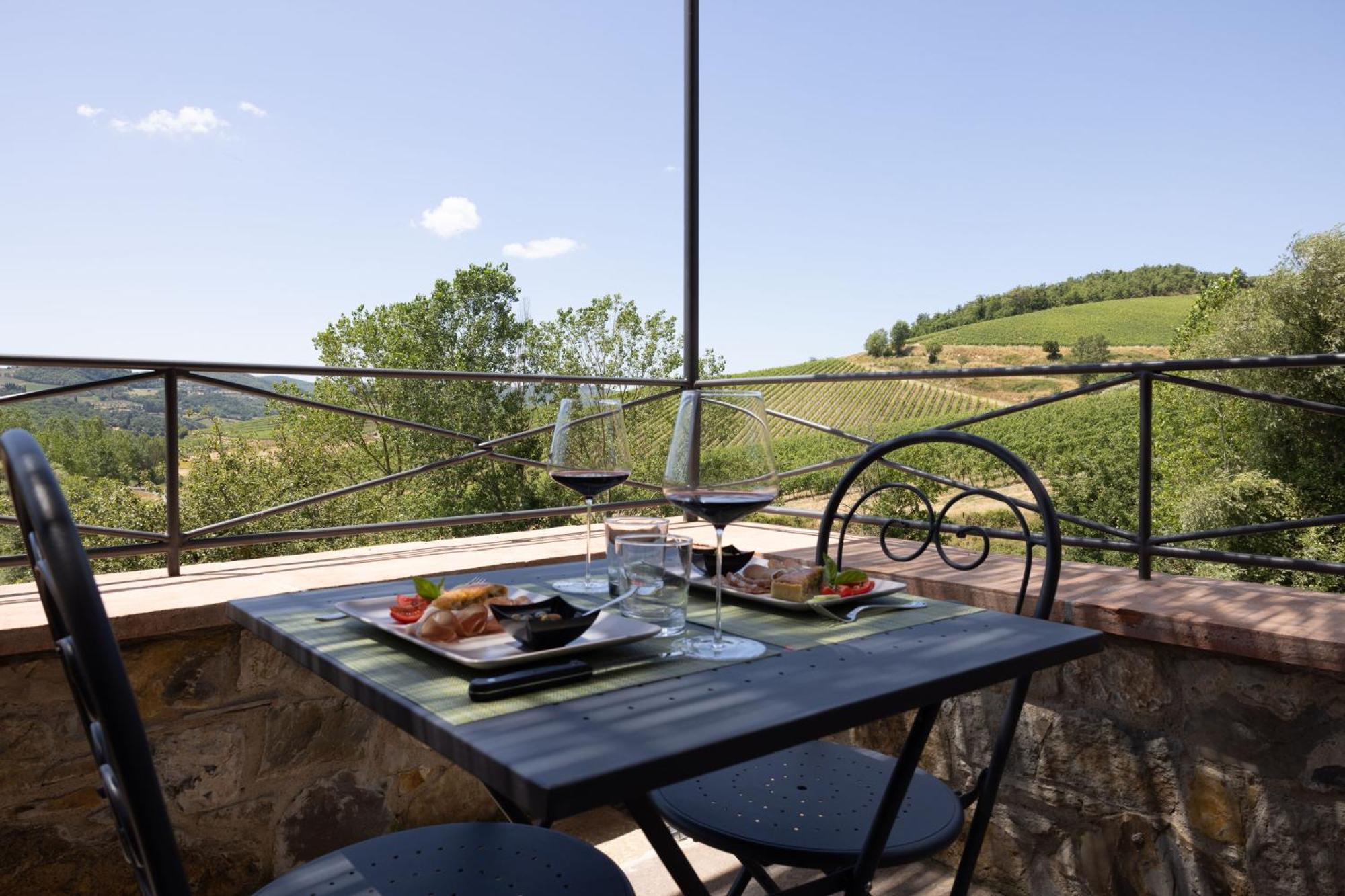 ラッダ・イン・キアンティ Fattoria Poggerino Bed & Breakfast エクステリア 写真