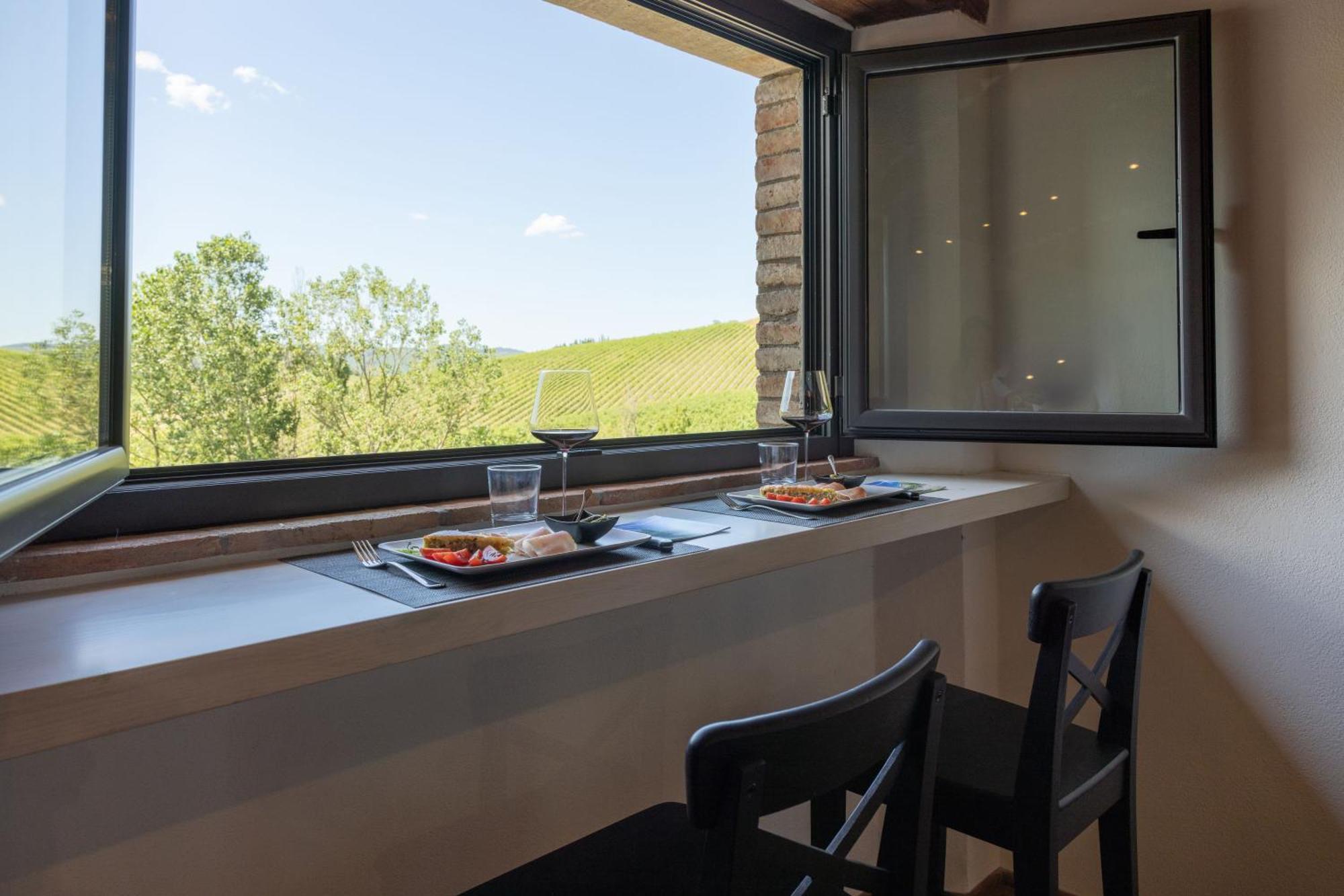 ラッダ・イン・キアンティ Fattoria Poggerino Bed & Breakfast エクステリア 写真