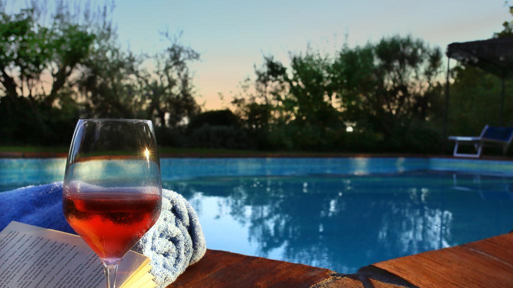 ラッダ・イン・キアンティ Fattoria Poggerino Bed & Breakfast エクステリア 写真