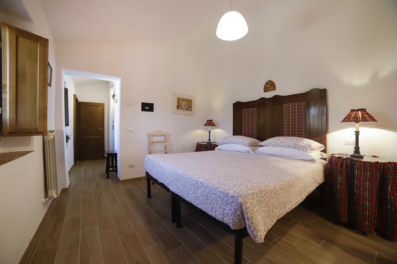 ラッダ・イン・キアンティ Fattoria Poggerino Bed & Breakfast エクステリア 写真